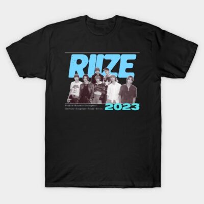Black graphic t-shirt with blue "RIIZE 2023" text, featuring group photo. Ideal for casual wear, cotton fabric.