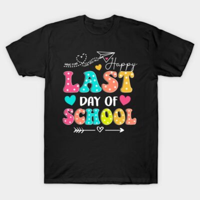 Black t-shirt with colorful "Happy Last Day of School" design, perfect for end-of-school celebrations.