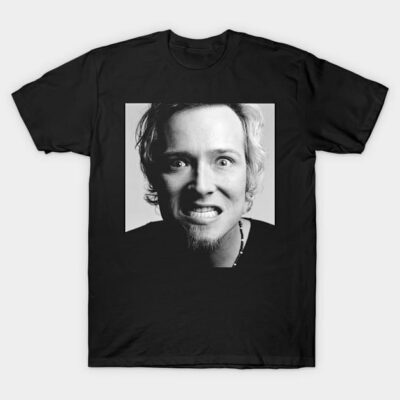 Black cotton t-shirt with bold graphic print, casual style, perfect for everyday wear.