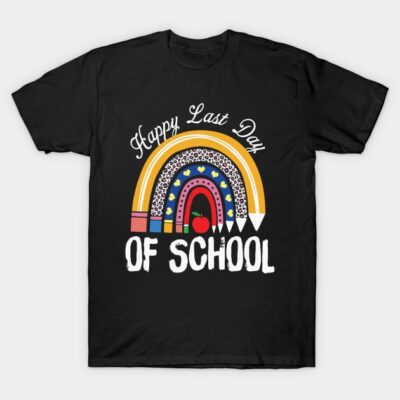 Black "Happy Last Day of School" T-shirt with colorful rainbow design, perfect for end-of-year celebrations.
