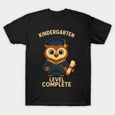 Black T-shirt with cute owl graphic, graduation theme, "Kindergarten Level Complete" text, perfect for kids.
