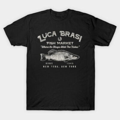 Black graphic t-shirt with vintage fish market design, casual wear, cotton material, ideal for everyday use.