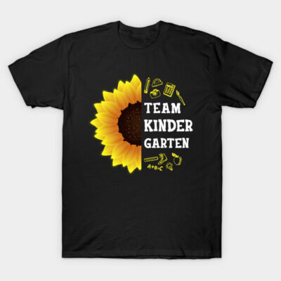 Team Kindergarten Shirt First Day Preschool Back to School Sunflower Gift T-Shirt by hardyhtud