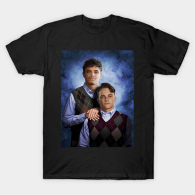 "Black t-shirt featuring a classic portrait-style print, ideal for casual wear, made from soft cotton for comfort."