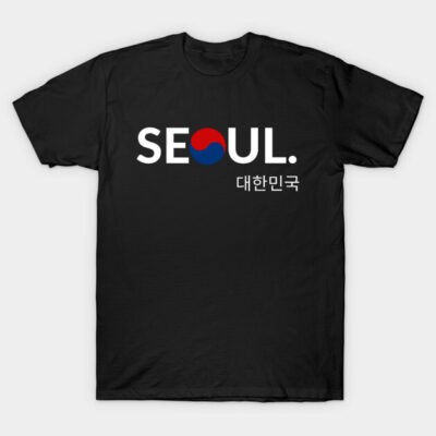 Black "Seoul" t-shirt featuring Korean text, casual style, cotton material, ideal for everyday wear.