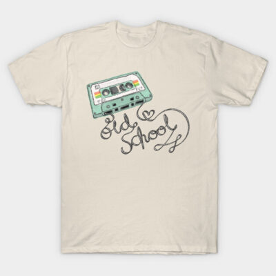 Vintage-style beige T-shirt with cassette tape graphic and "Old School" text, perfect for retro fashion lovers.