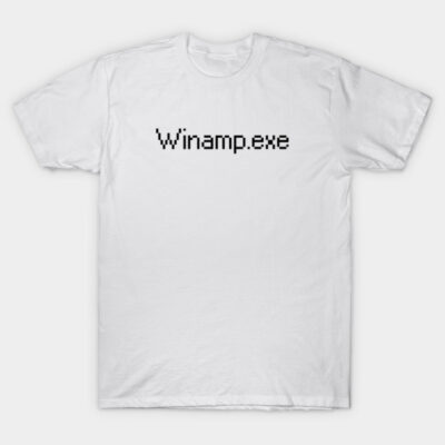 White cotton t-shirt with "Winamp.exe" text in black, pixelated font. Casual style, ideal for everyday wear.
