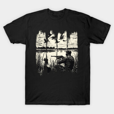 Black cotton t-shirt with hunting scene graphic, featuring birds and landscape, perfect for outdoor enthusiasts.
