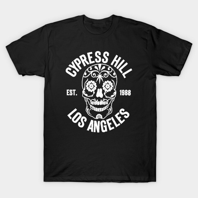 Black t-shirt with white skull graphic and "Los Angeles" text, casual wear, cotton material.